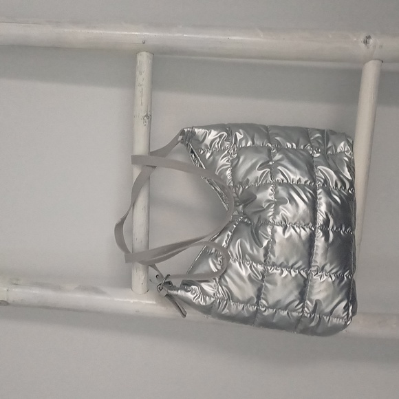 Silver quilted puffer bag new - Picture 2 of 5